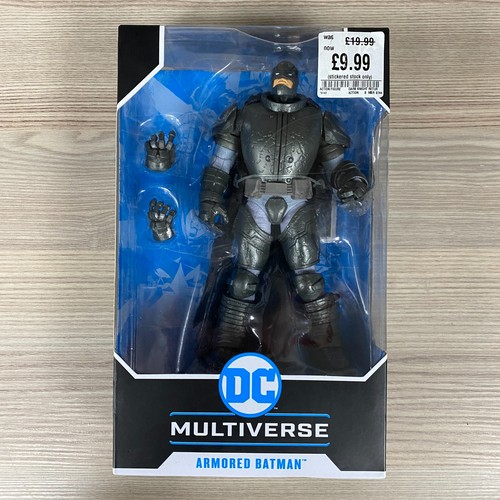 Batman multiverse the dark - dc,