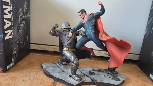 Kotobukiya batman superman - batman, v